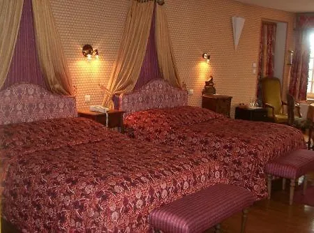Hotell Chateau La Tour Du Roy