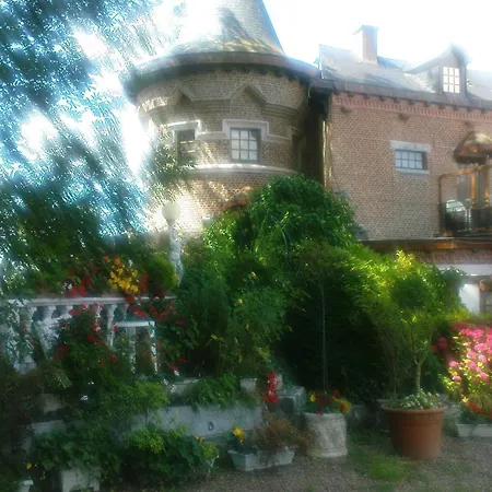 Hotel Chateau La Tour Du Roy 3*