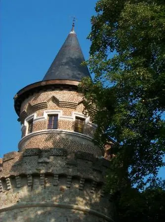 Chateau La Tour Du Roy
