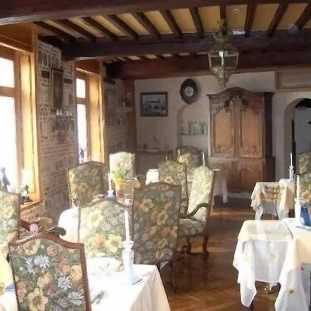 Chateau La Tour Du Roy
