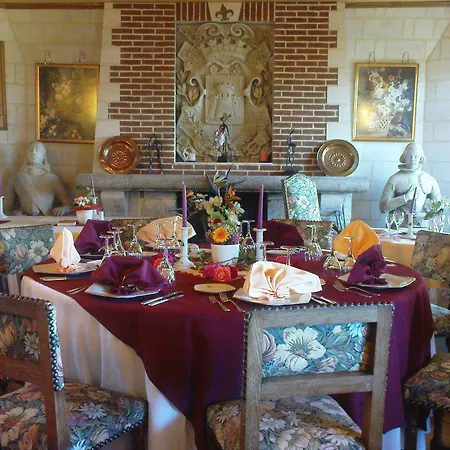 Hotel Chateau La Tour Du Roy 3*