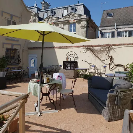 Chateau La Tour Du Roy Vervins