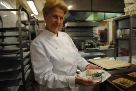 Chateau La Tour Du Roy 3* Vervins