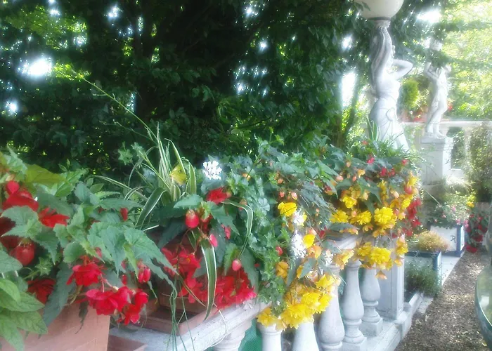 Chateau La Tour Du Roy Vervins