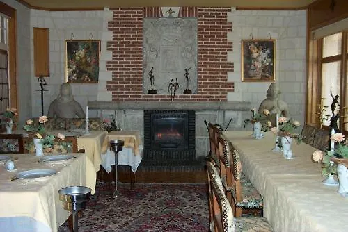 Chateau La Tour Du Roy Vervins