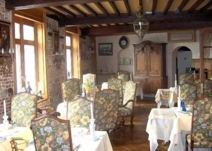 Chateau La Tour Du Roy