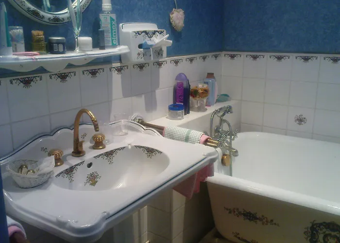 Chateau La Tour Du Roy Vervins